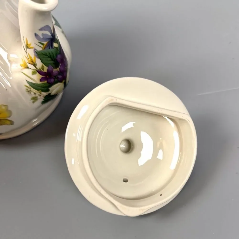 Sadler Duchess Pattern Teapot England Porcelain Violets Flowers 32oz Vintage